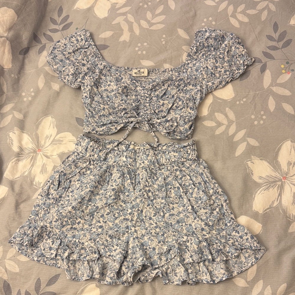 Hollister Blue Floral Two-Piece Set